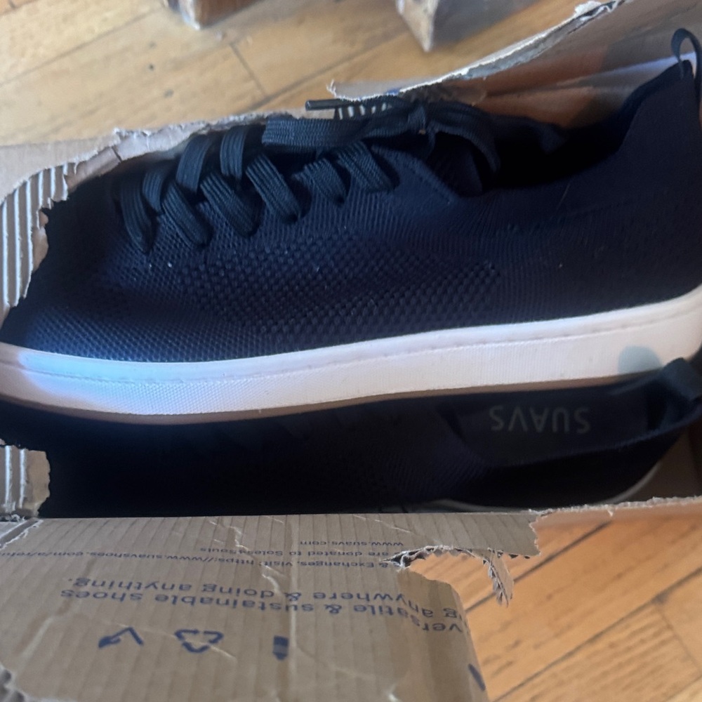 Suavs Black Knit Slip-On Sneakers with White Soles in box